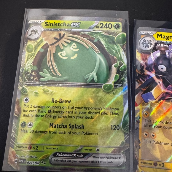 Pokemon Trading Card Set - Picture 2 of 7